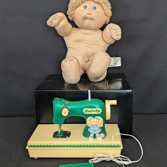 Cabbage Patch Kids Doll & working/tested Sewing Machine 1984 - Picture 1 of 7